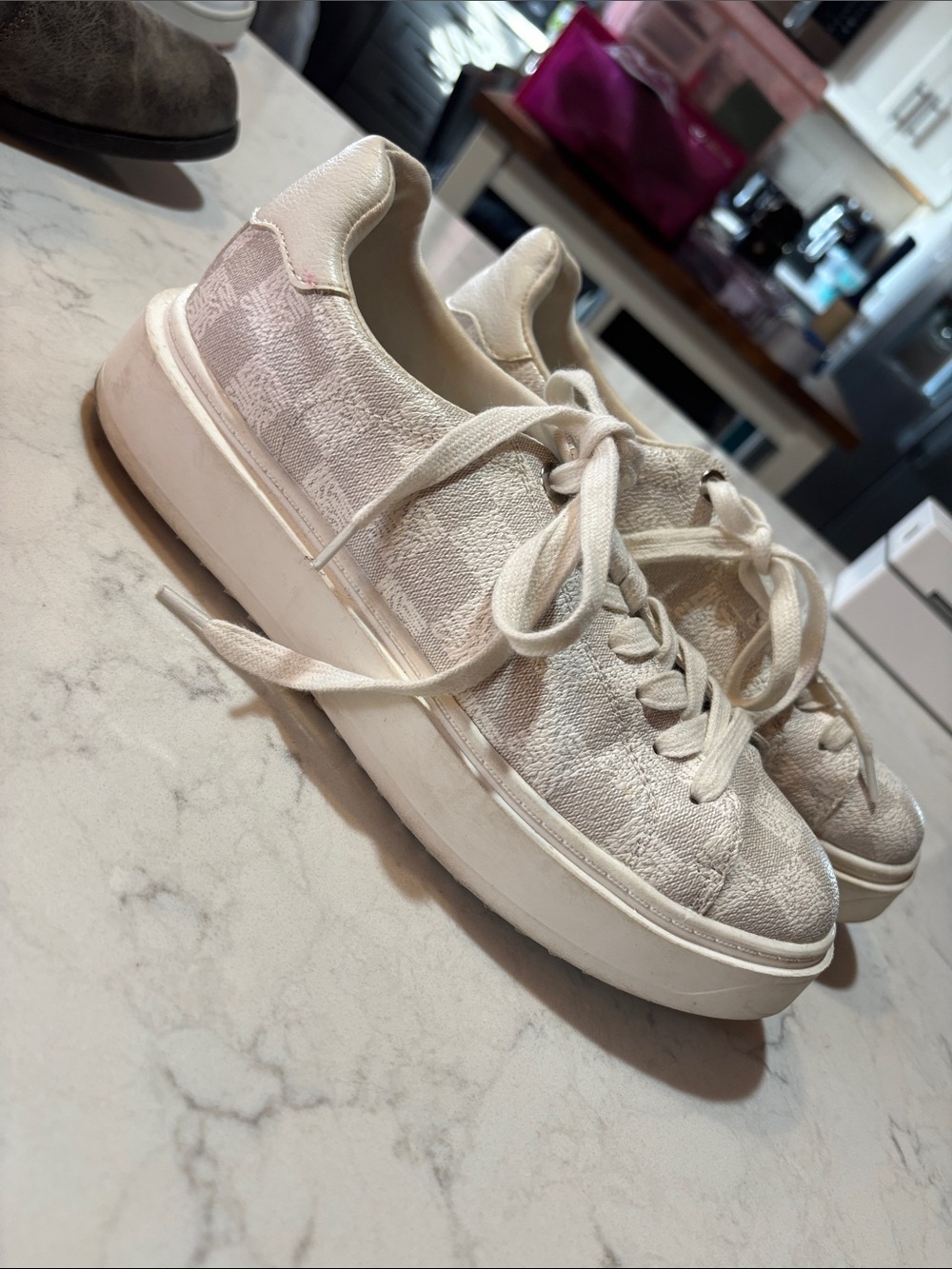 Steve Madden Cream Platform Low-Top Sneakers